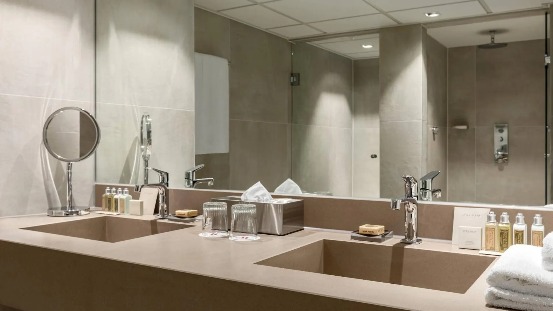 *****  Amsterdam Marriott Hotel Nizozemsko